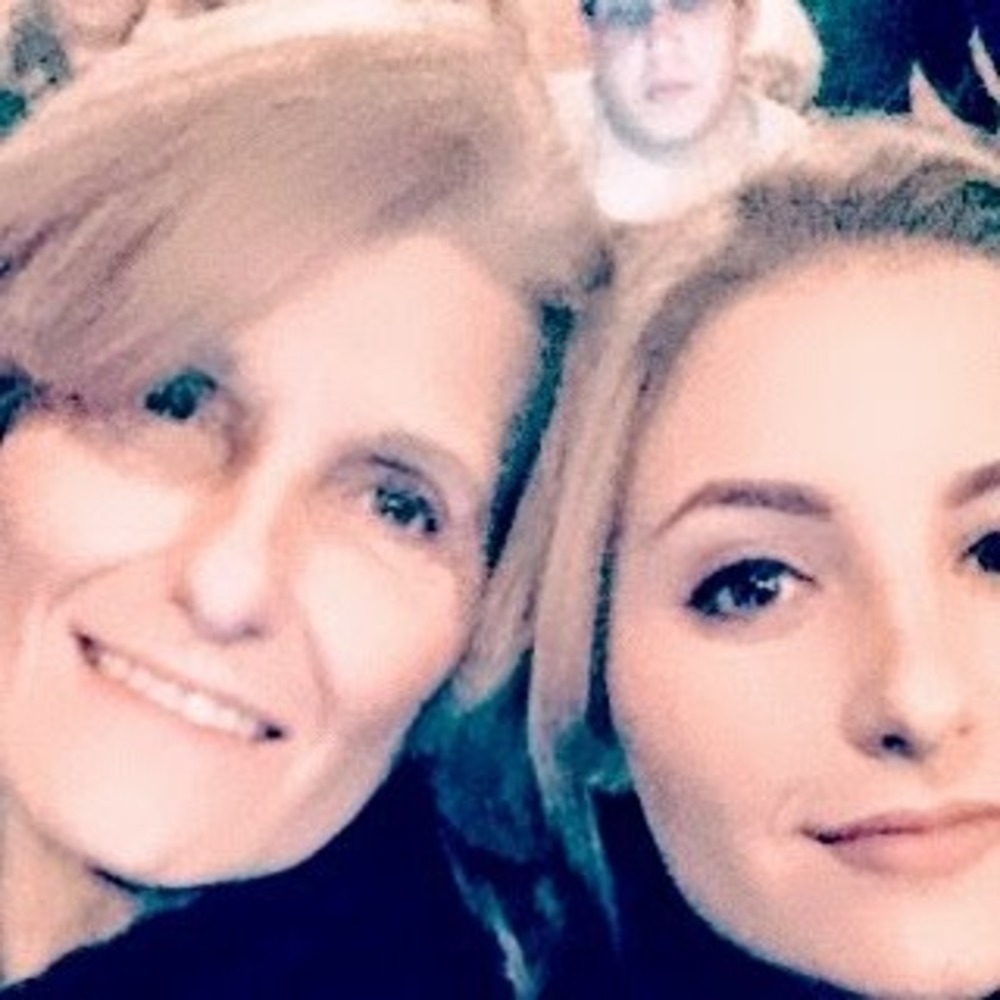 Meet your Posher, Nina